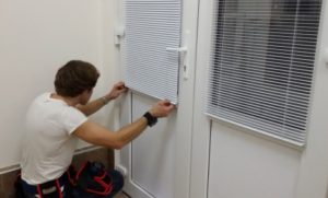 Установка рулонных жалюзи в Сысерть